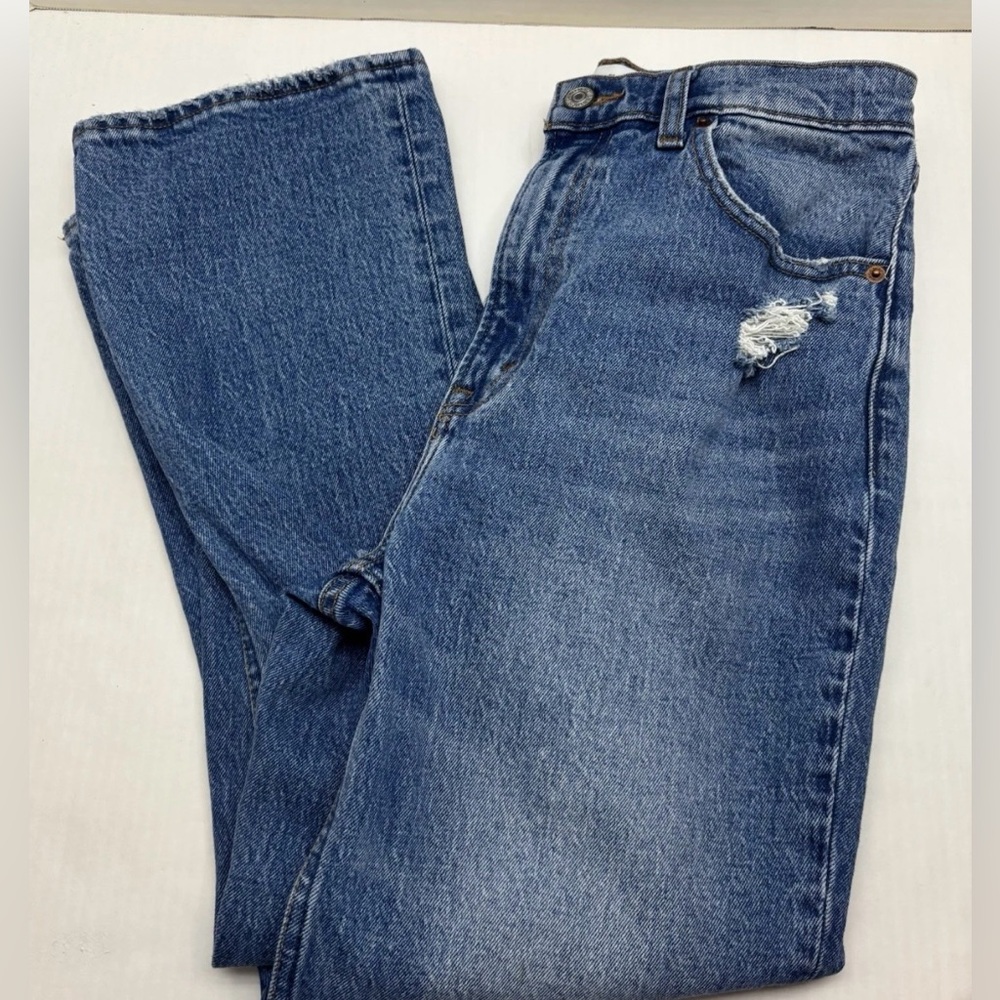 Abercrombie & Fitch Ultra High Rise Kick Flare Jeans Size 27/4R Medium Wash